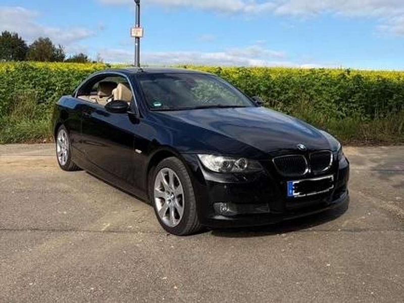 Gebraucht BMW 320 Cabriolet 170 PS (125 kW) 2008 Schwarz Cabrio