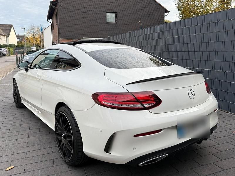 Gebraucht Mercedes C300 245 PS (180 kW) 2020 Coupé