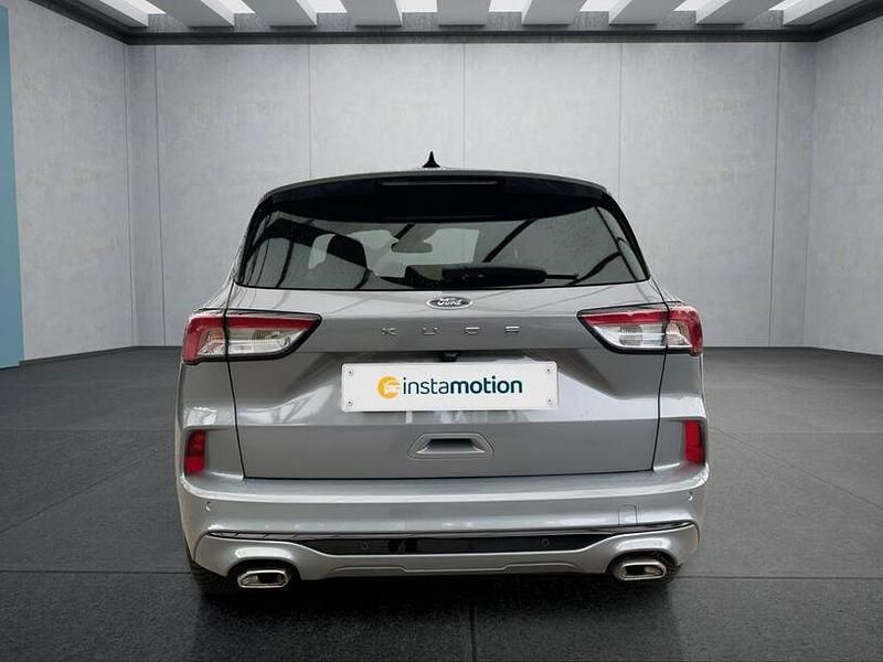 Gebraucht Ford Kuga 150 PS (110 kW) 2024 Silber SUV
