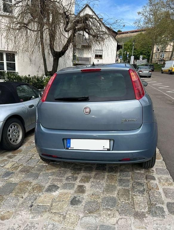 Gebraucht Fiat Punto Dynamic 77 PS (56 kW) 2009 Blau Limousine