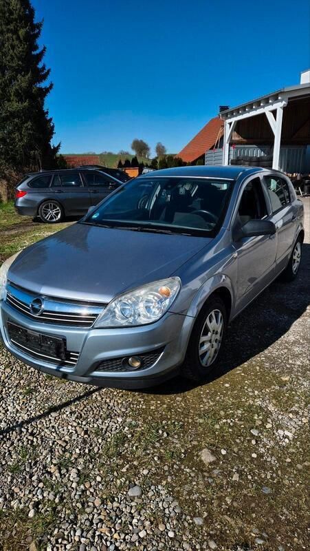 Blau Gebraucht 2010 Opel Astra Kleinwagen | 1.400 € (Superpreis) - Bild 1/4