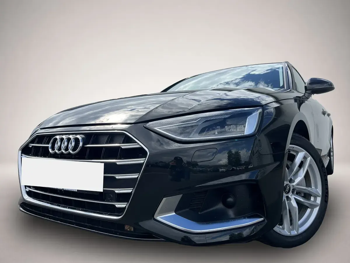 Gebraucht Audi A4 Advanced 204 PS (150 kW) 2022 Kombi