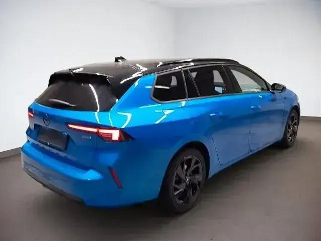 Gebraucht Opel Astra Ultimate 136 PS (100 kW) 2024 Blau Kleinwagen