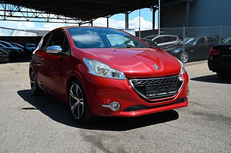 Gebraucht Peugeot 208 GTi 200 PS (147 kW) 2015 Rot rubi/metmit schutzlack Kleinwagen