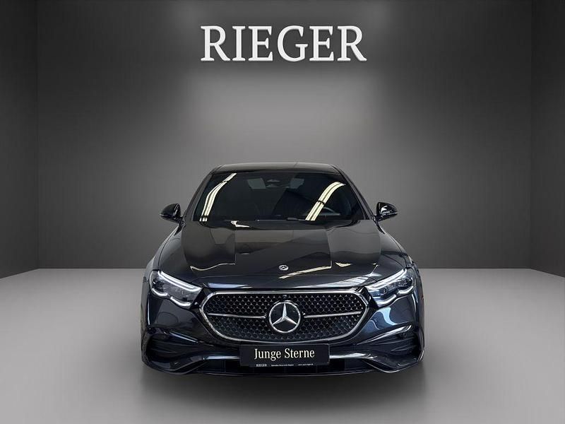 Gebraucht Mercedes E220 AMG 197 PS (144 kW) 2025 Grau Limousine