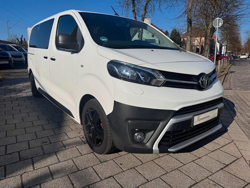 Gebraucht Toyota Proace 116 PS (85 kW) 2019 Weiß Van / Kleinbus