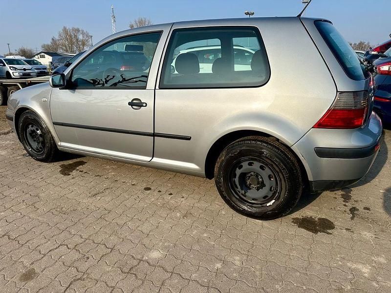 Gebraucht VW Golf IV 75 PS (55 kW) 2002 Grau Limousine