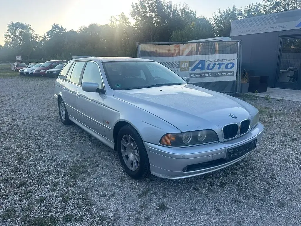Gebraucht BMW 525 Exclusive 163 PS (119 kW) 2003 Silber Kombi