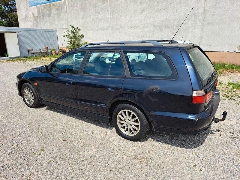 Gebraucht Mitsubishi Galant Comfort Edition 133 PS (97 kW) 2001 Schwarz Kombi