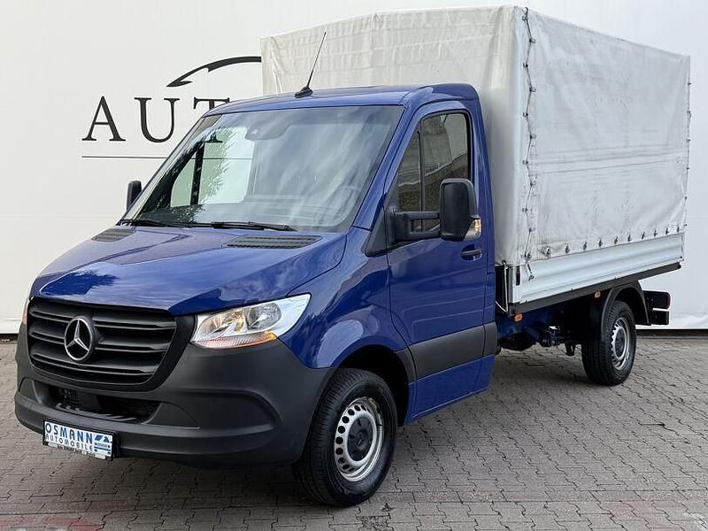 Blau Gebraucht 2022 Mercedes Sprinter Van | 26.500 € (Fairer Preis) - Bild 1/4