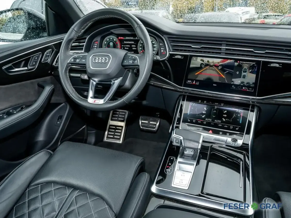 Gebraucht Audi Q8 S-Line 340 PS (250 kW) 2022 Vikunjabeige metallic SUV