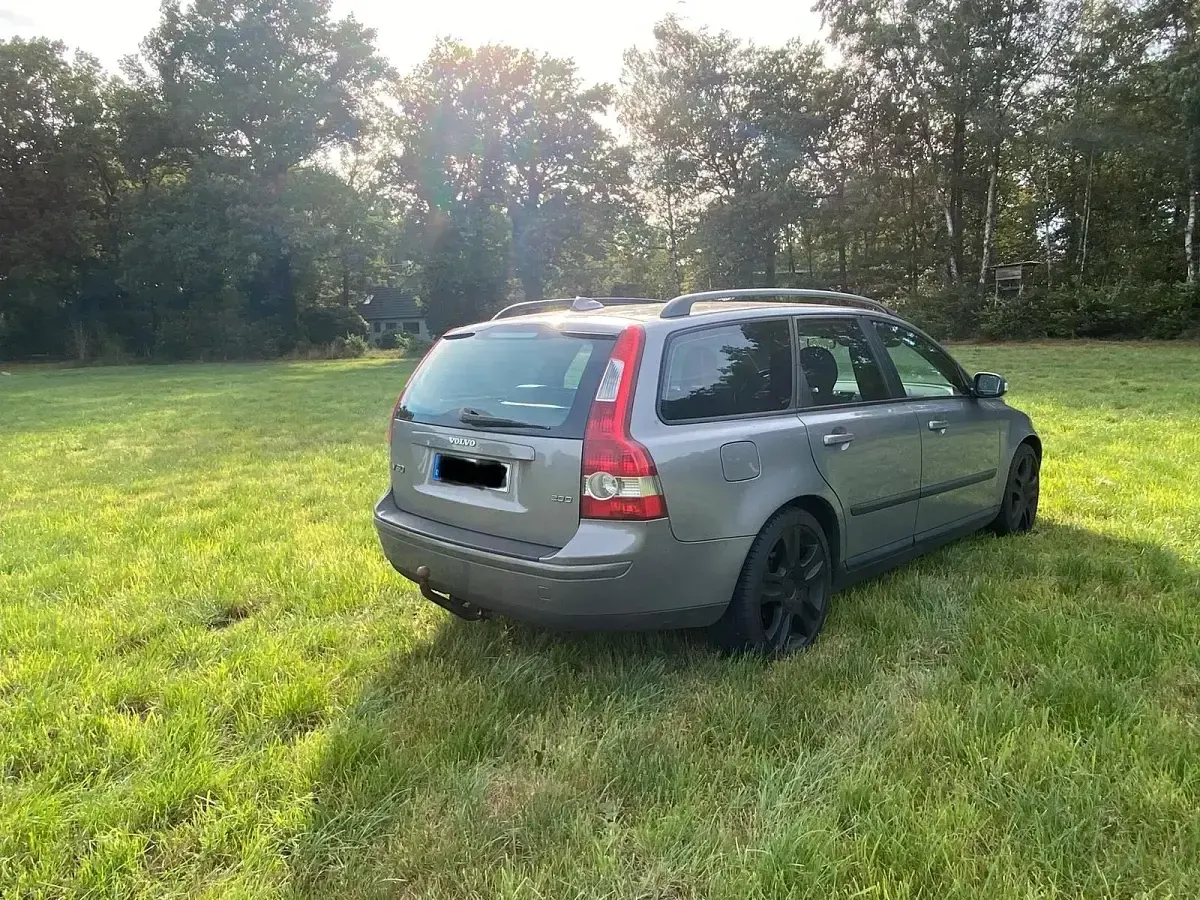 Używany Volvo V50 136 KM (100 kW) 2007 Szary Kombi