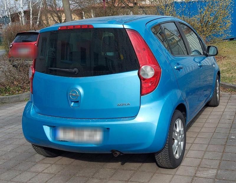 Gebraucht Opel Agila Edition 94 PS (69 kW) 2011 Blau Kleinwagen