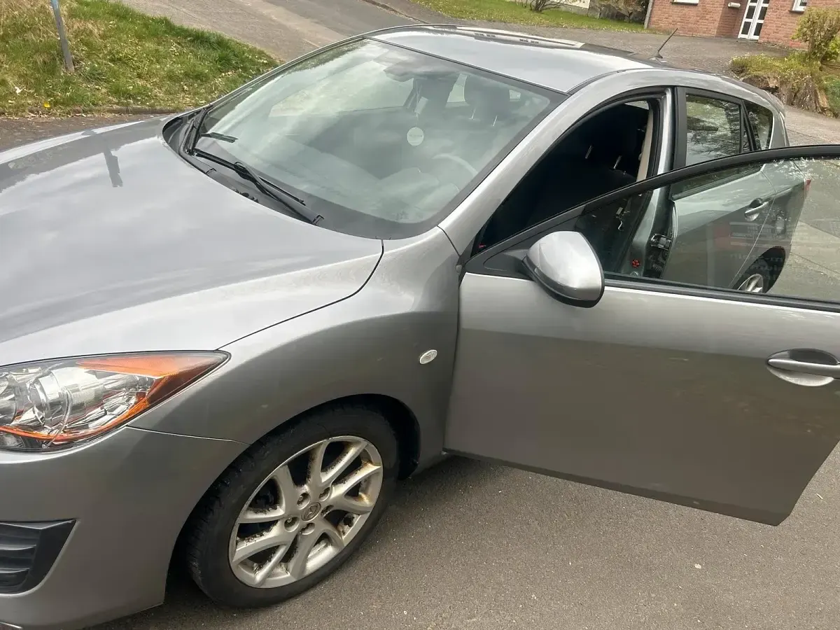 Gebraucht Mazda 3 105 PS (77 kW) 2009 Grau Kombi