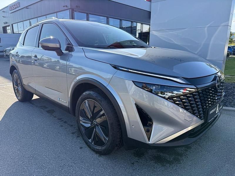 Neu Nissan Qashqai Tekna 158 PS (116 kW) 2025 Silber SUV