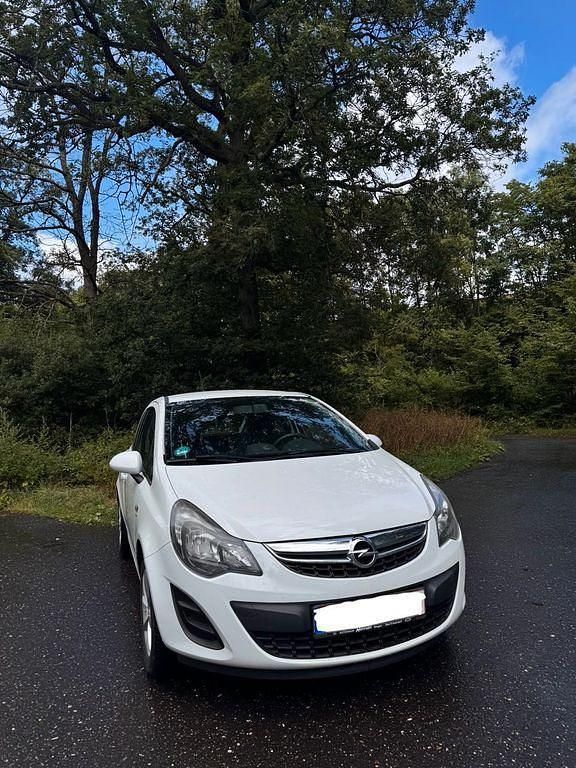 Weiß Gebraucht 2014 Opel Corsa Kleinwagen | 3.200 € (Guter Preis) - Bild 1/4