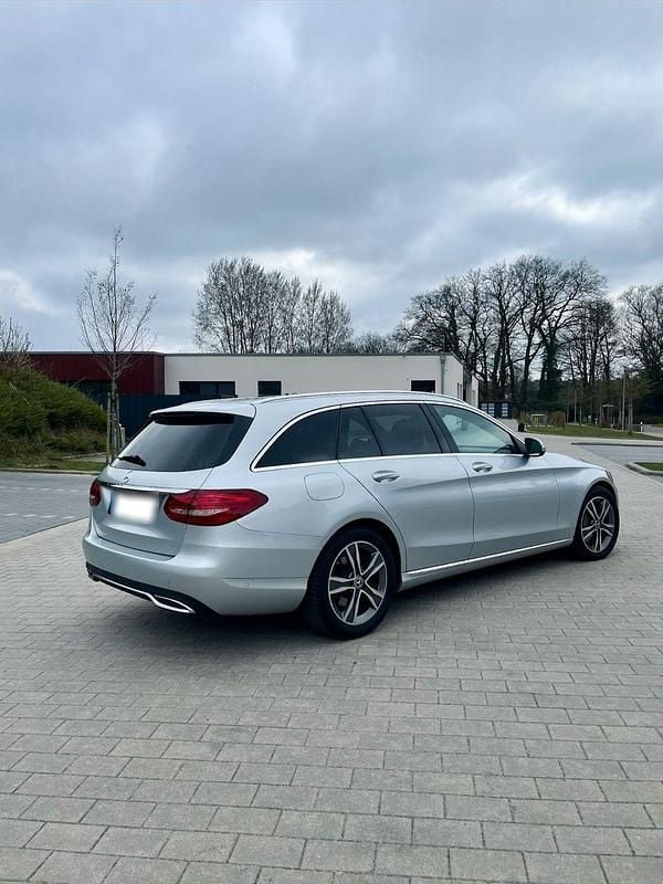 Second-hand Mercedes C250 204 CP (150 kW) 2017 Gri Break