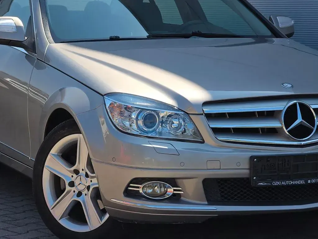 Gebraucht Mercedes C230 Avantgarde 204 PS (150 kW) 2008 Silber Limousine