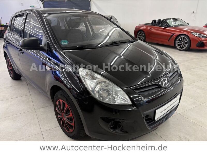 Schwarz Gebraucht 2010 Hyundai i20 Classic Kleinwagen | 1.500 € (Superpreis) - Bild 1/4