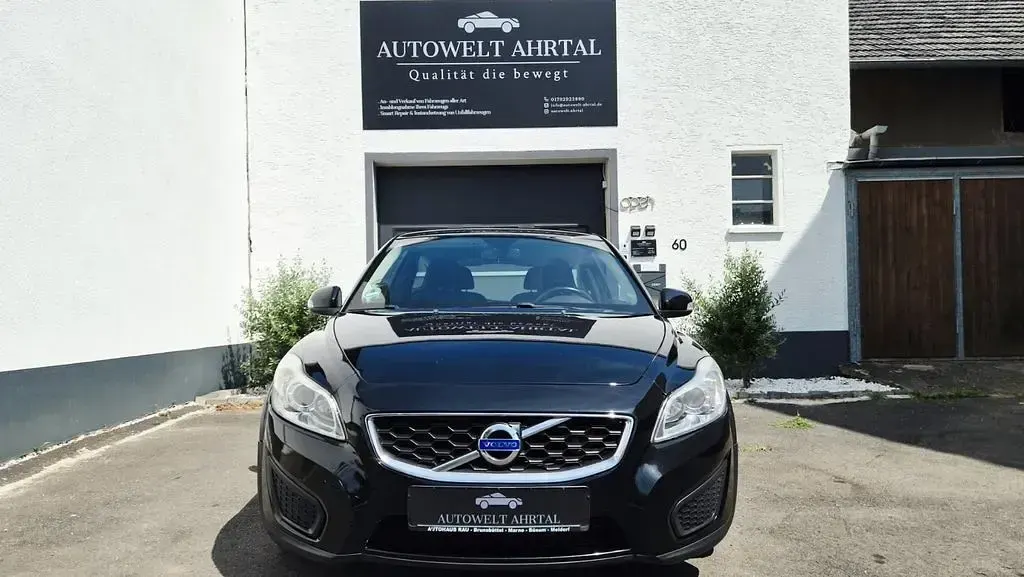 Gebraucht Volvo C30 Kinetic 114 PS (83 kW) 2010 Schwarz Kleinwagen
