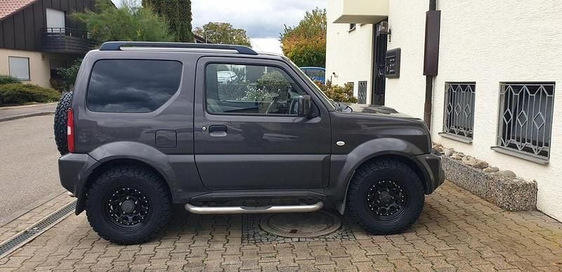 Second-hand Suzuki Jimny Comfort 84 CP (61 kW) 2017 Gri SUV