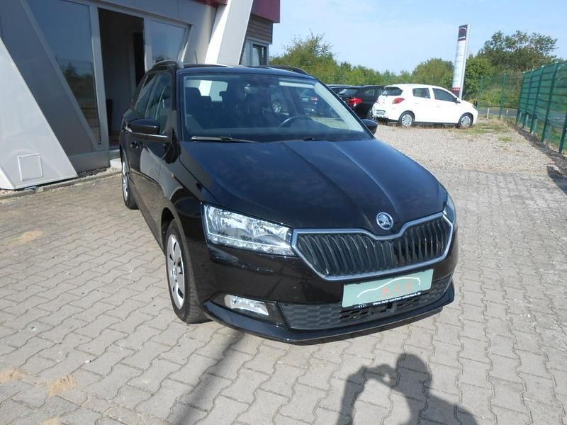 Gebraucht 2020 Skoda Fabia Style Kombi | 13.490 € (Fairer Preis) - Bild 1/4