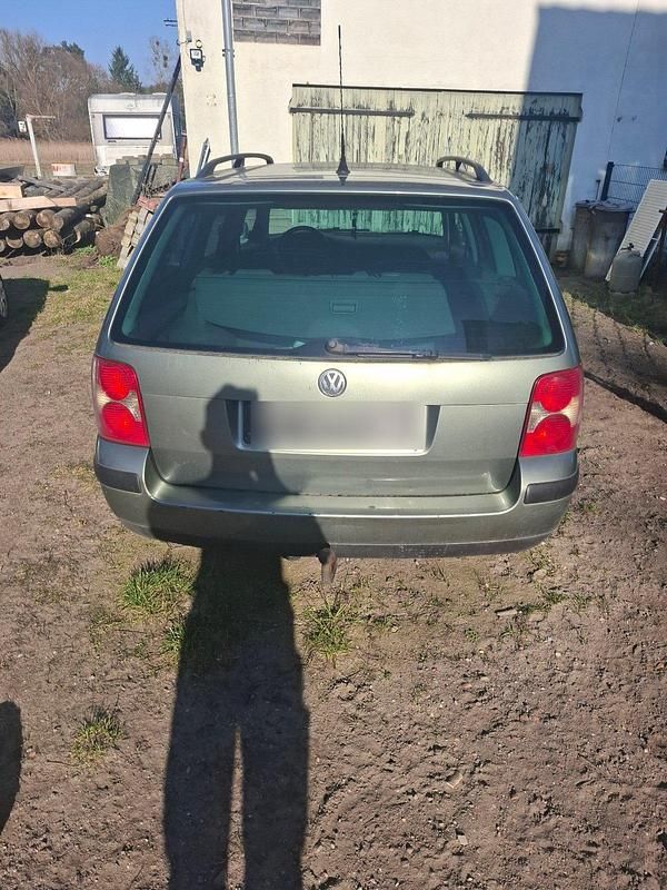 Usata VW Passat 131 CV (96 kW) 2003 Station wagon