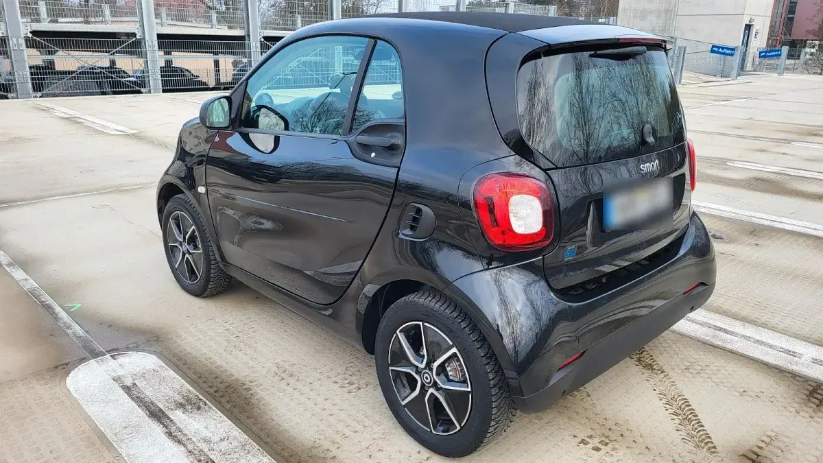 Gebraucht Smart ForTwo Coupé Passion 60 kW (82 PS) 2021 Schwarz Coupé