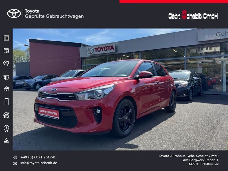 Rot Gebraucht 2019 Kia Rio DREAM-TEAM Edition Limousine | 12.979 € (Etwas zu teuer) - Bild 1/4