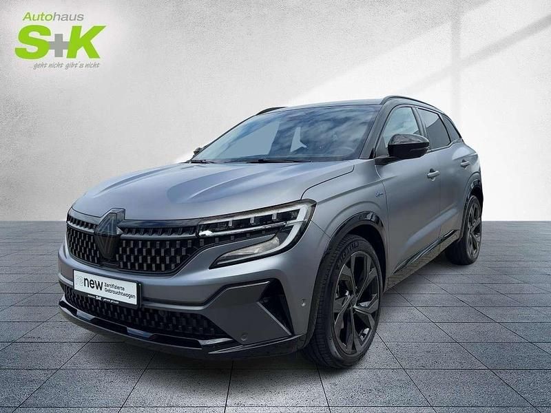 Dolomitgrau satinie (grau) Gebraucht 2023 Renault Austral Iconic Esprit Alpine SUV | 31.880 € (Fairer Preis) - Bild 1/4