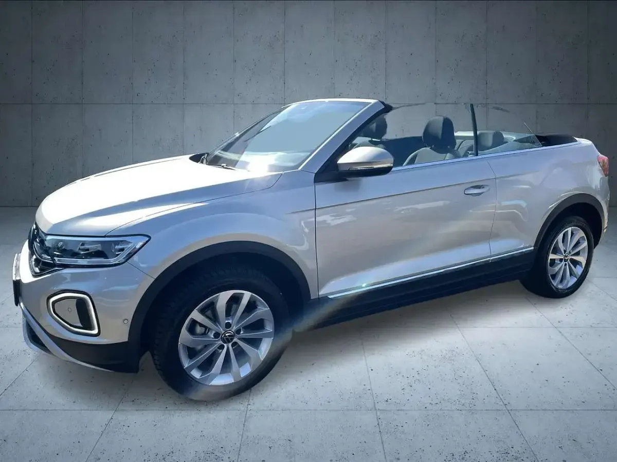 Gebraucht VW T-Roc Cabriolet Style 116 PS (85 kW) 2025 Ivory silver metallic/schwarz Cabrio