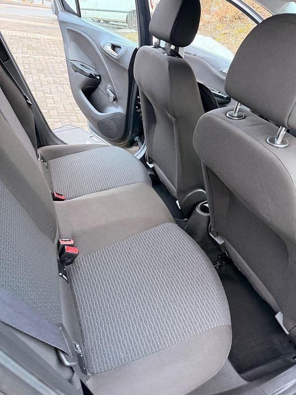 Gebraucht Opel Corsa Selection 90 PS (66 kW) 2016 Grau Kleinwagen