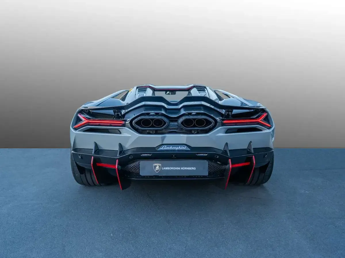 Nuova Lamborghini Revuelto 1016 CV (747 kW) 2026 Grigio Coupé
