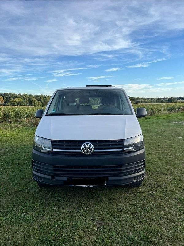 Weiß Gebraucht 2017 VW T6 Van | 18.000 € - Bild 1/4