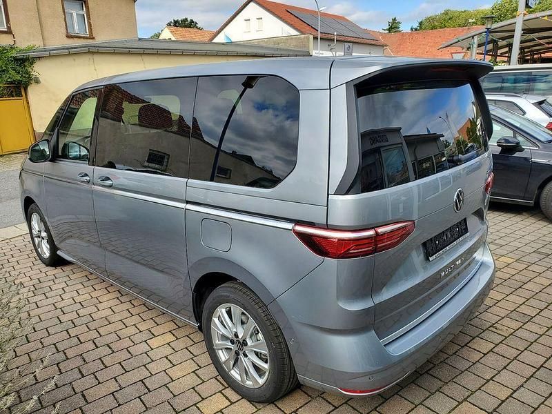 Neu VW T7 Style 150 PS (110 kW) 2025 Silber Van