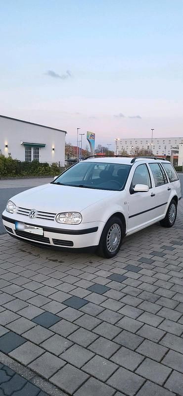 Gebraucht VW Golf IV 101 PS (74 kW) 1999 Weiß Kombi
