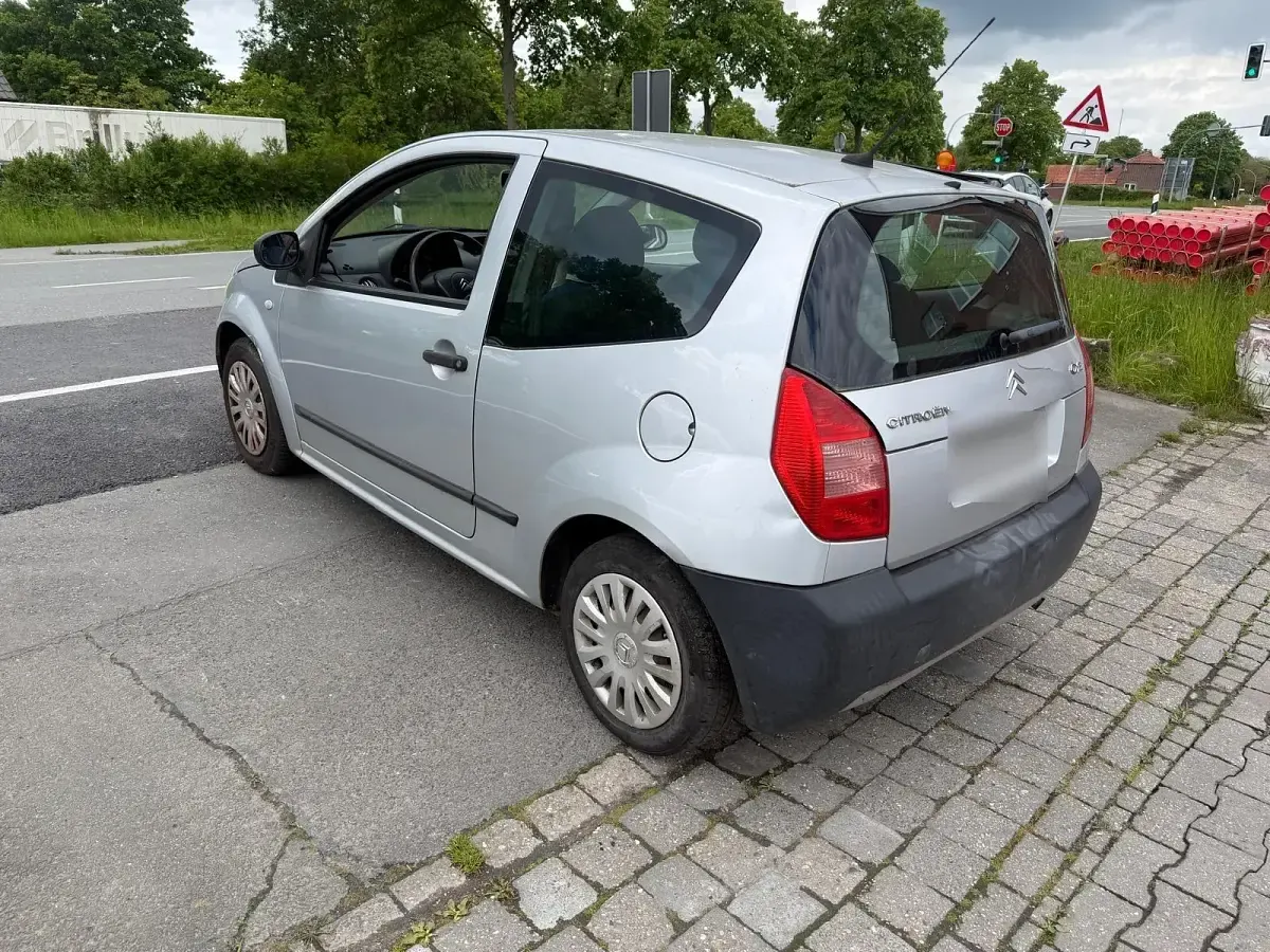 Gebraucht Citroën C2 60 PS (44 kW) 2003 Grau Kleinwagen