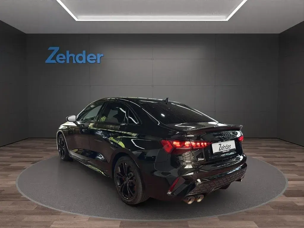 Gebraucht Audi S3 Sport 333 PS (244 kW) 2025 Schwarz Limousine