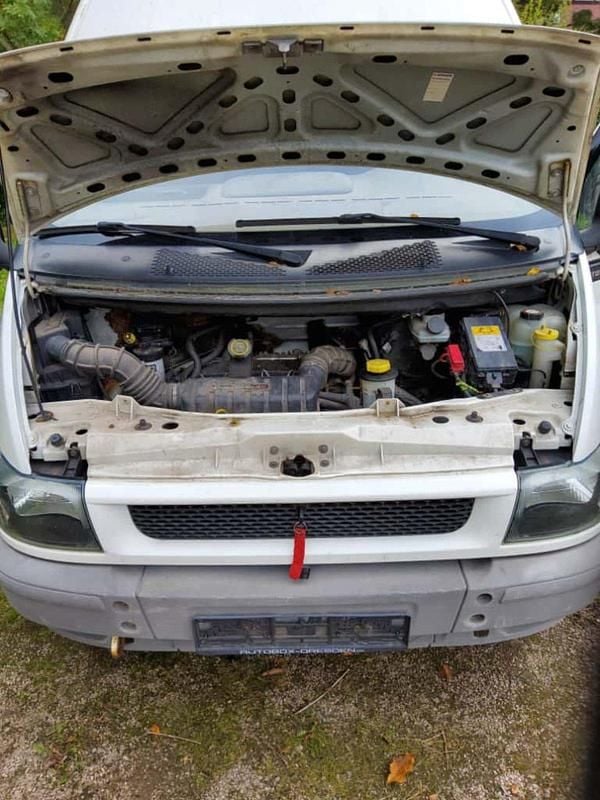 Gebraucht Ford Transit 100 PS (73 kW) 2005 Weiß Van / Kleinbus