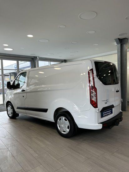 Gebraucht Ford Transit Custom Trend 131 PS (96 kW) 2022 Weiß Van / Kleinbus