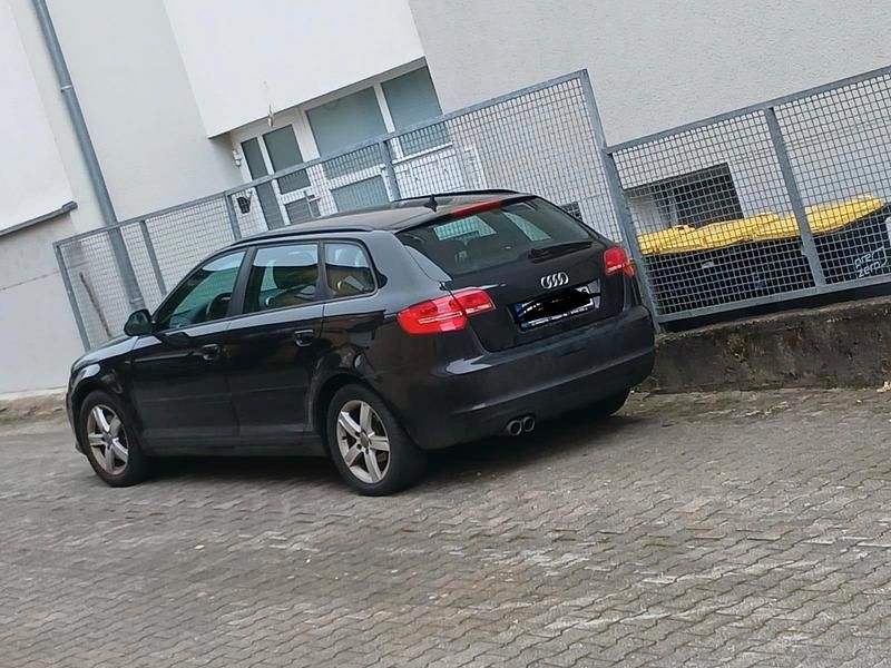 Gebraucht Audi A3 125 PS (91 kW) 2009 Schwarz Kleinwagen