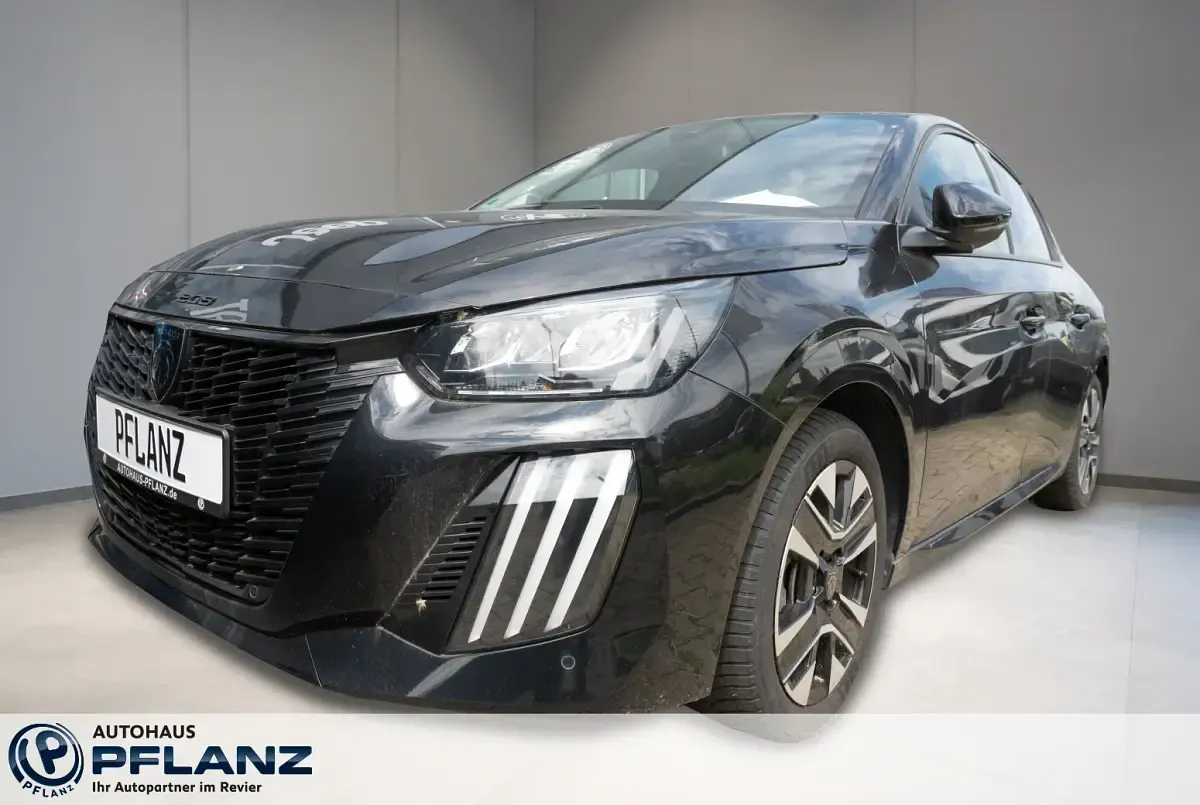 Gebraucht Peugeot 208 Allure 101 PS (74 kW) 2024 Kleinwagen