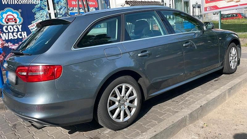 Gebraucht Audi A4 S-Line 170 PS (125 kW) 2013 Grau Kombi