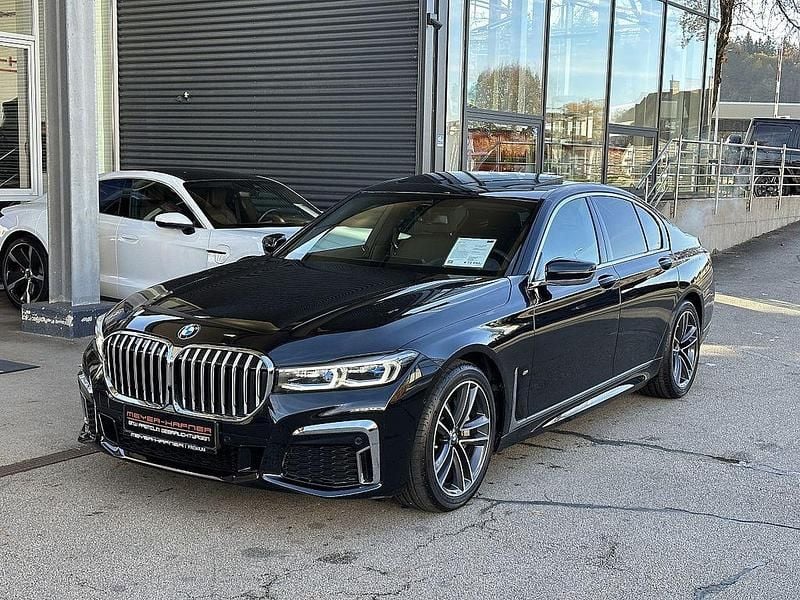 Gebraucht BMW 740 333 PS (244 kW) 2022 Schwarz Limousine