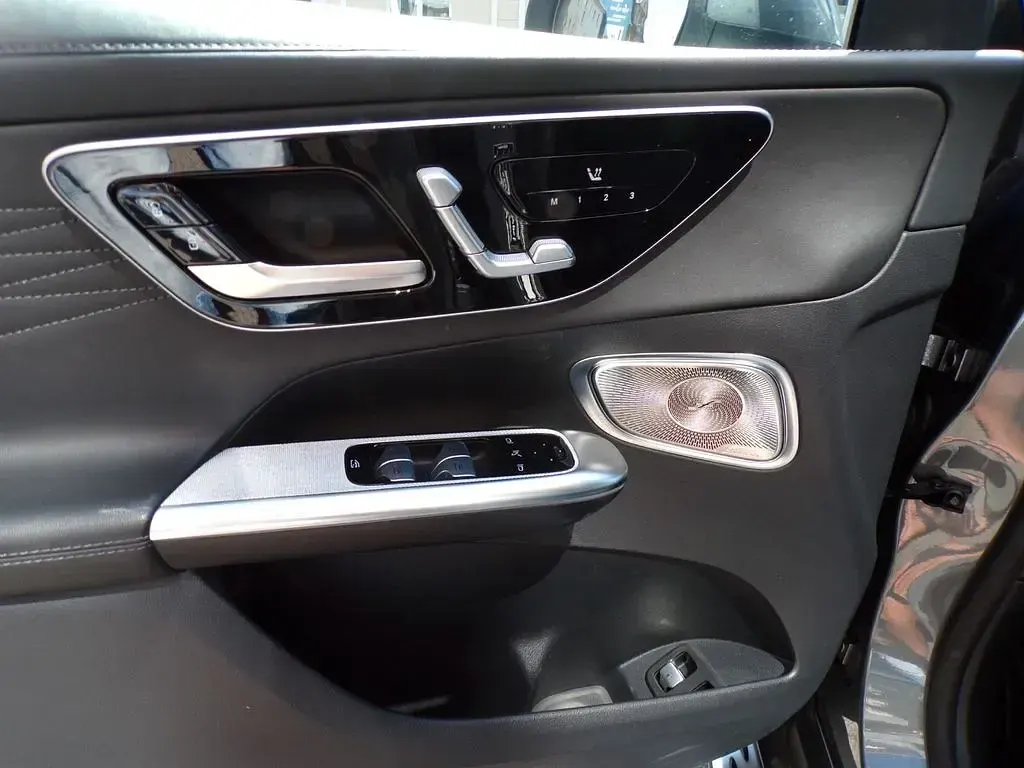 Gebraucht Mercedes GLC400d AMG Line Premium Plus 381 PS (280 kW) 2023 Grau SUV