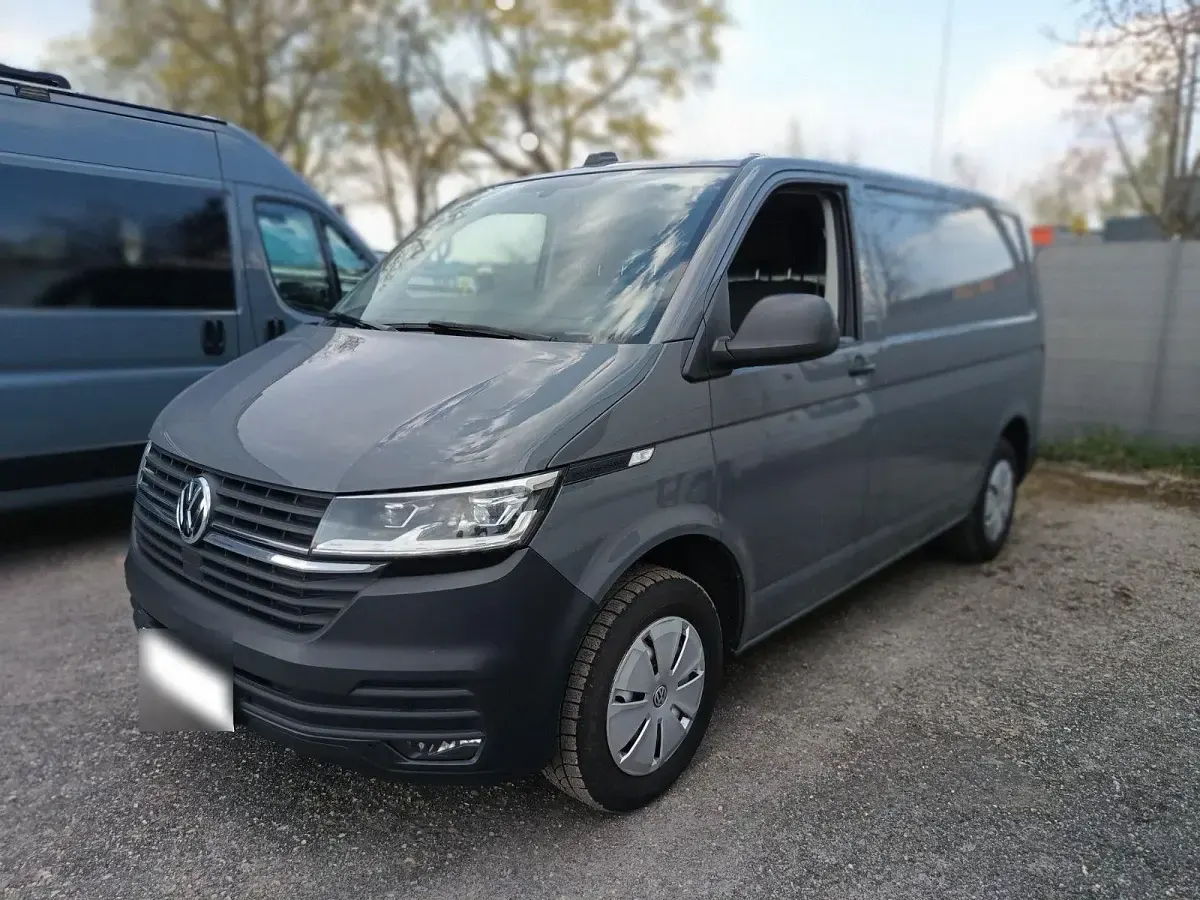 Używany VW Transporter 150 KM (110 kW) 2023 Szary Van