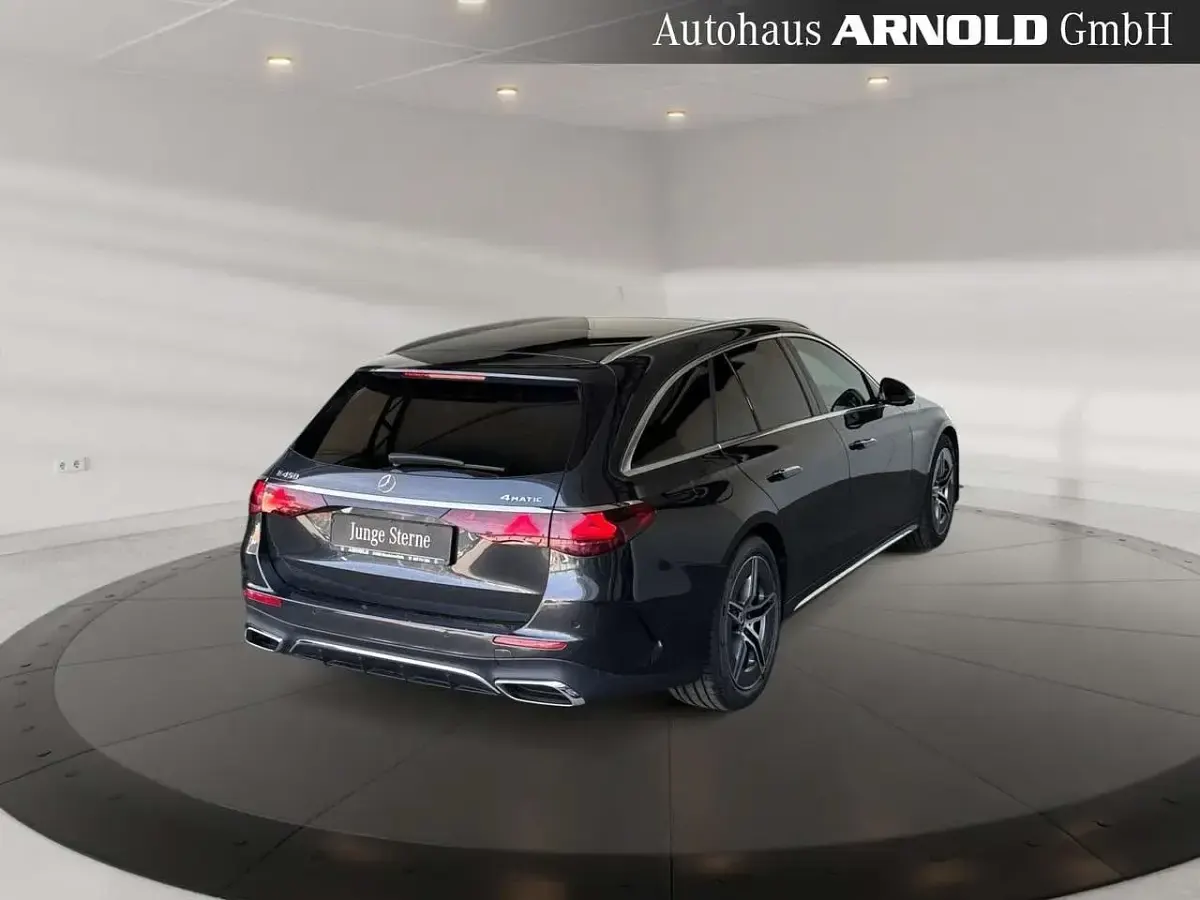 Gebraucht Mercedes E450 AMG line 381 PS (280 kW) 2024 Grau Limousine
