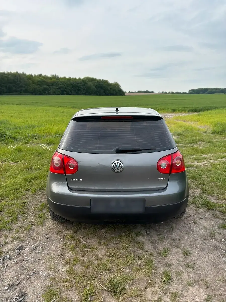 Gebraucht VW Golf V GT 105 PS (77 kW) 2007 Grau Limousine