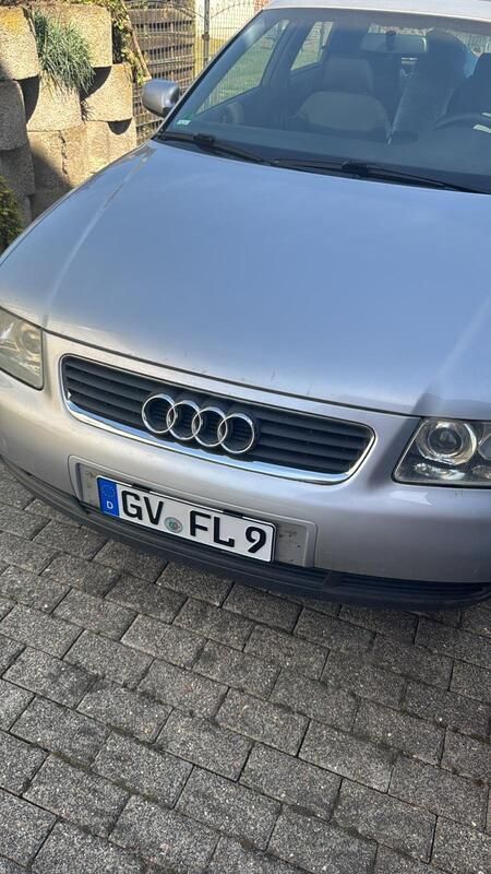 Silber Gebraucht 2001 Audi A3 Coupé | 1.500 € (Fairer Preis) - Bild 1/4