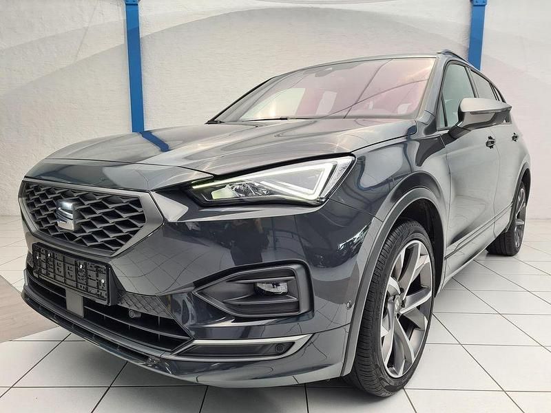 Urano grau Gebraucht 2021 Seat Tarraco 4Drive SUV | 29.900 € (Fairer Preis) - Bild 1/4
